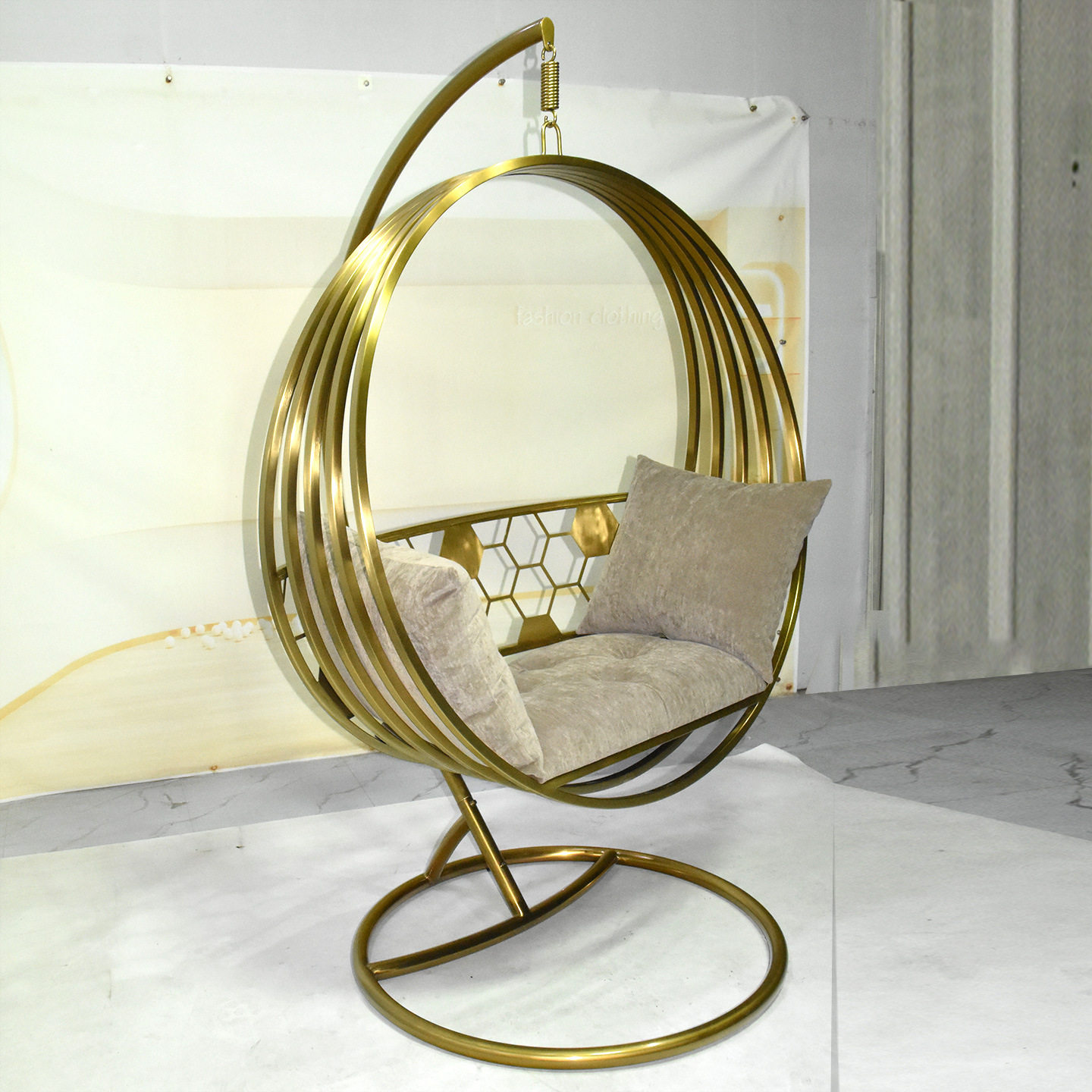 客厅单人沙发椅轻奢高级感阳台户外庭院摇篮椅不锈钢摇椅秋千吊椅