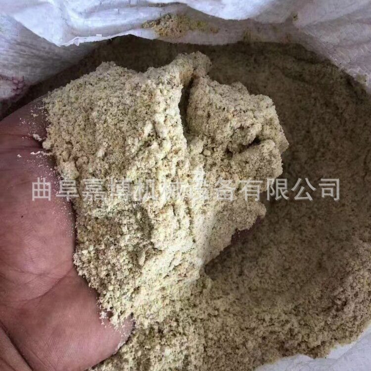 云南苞谷杆红花杆粉糠机猪牛羊饲料粉糠机干湿两用柴油机带动