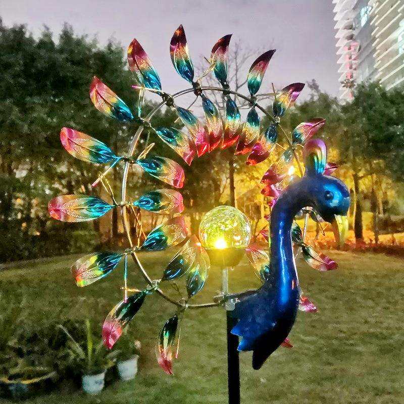 云南户外森林绿化造景金属铁艺制品带太阳能灯带灯多轮叶孔雀风车