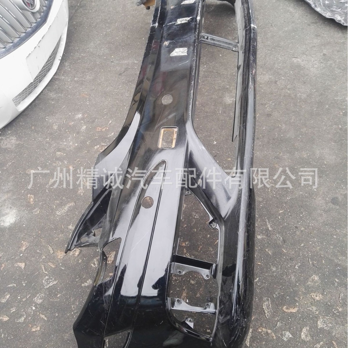 适用于08年款奔驰R300前杠,中网,雾灯框,原车拆车件