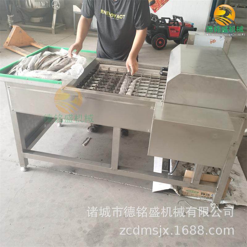 食堂用切带鱼机 鱼类切段设备 长度8公分鱼类分段机,清洗/食品/商业设备,休闲食品加工设备,淘宝优惠券,粉丝福利购,淘宝优惠卷