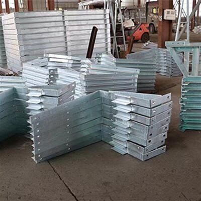 高铁路桥墩吊围栏墩顶角钢支架防护围栏多元合金共渗空心墩吊