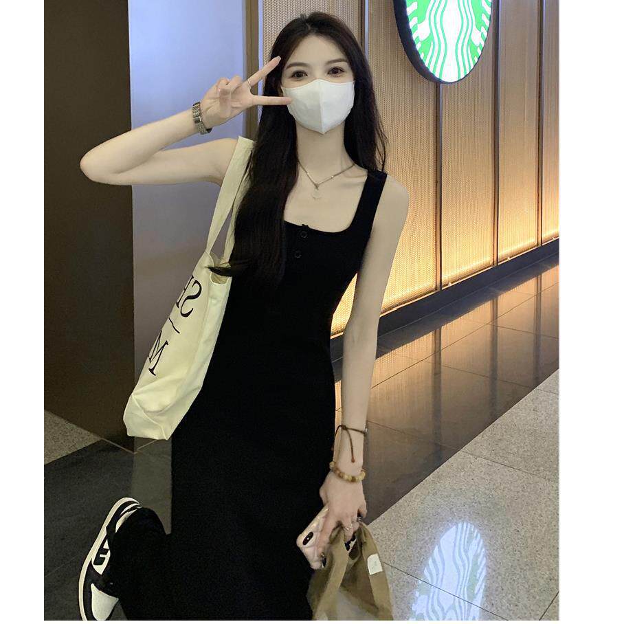 纯欲风吊带无袖连衣裙女夏黑色打底裙子感修身a字包臀裙长裙
