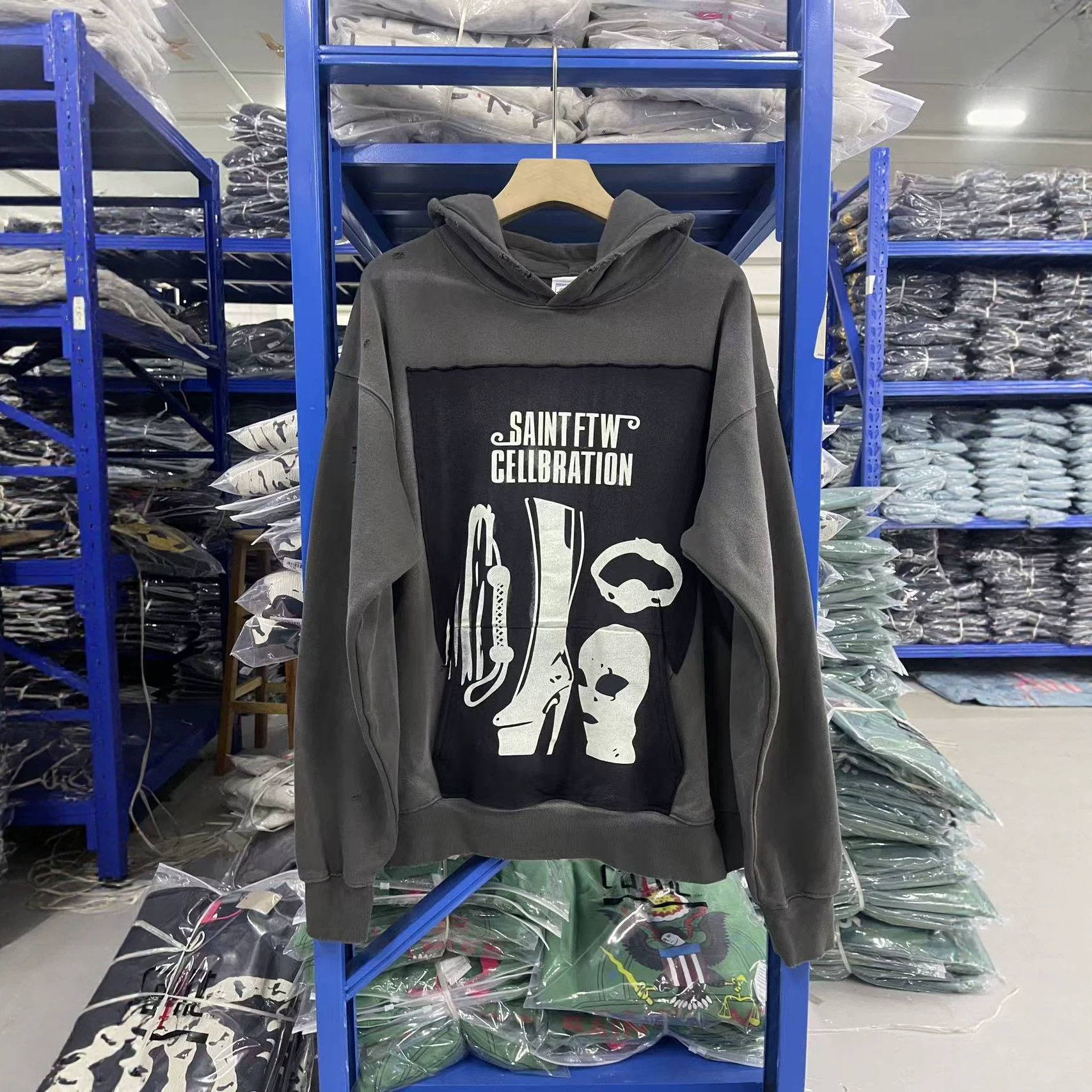 Saint Michael 25SS"CELLBRATION"细胞庆典洗水做旧连帽卫衣