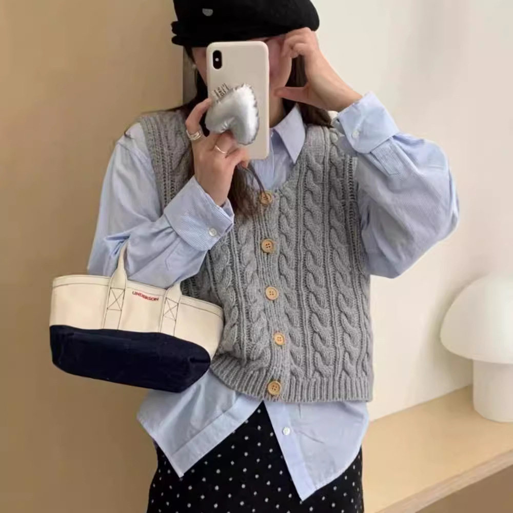 韩系小方领麻花针织开衫毛衣马甲女春季设计感短款坎肩叠穿背心…
