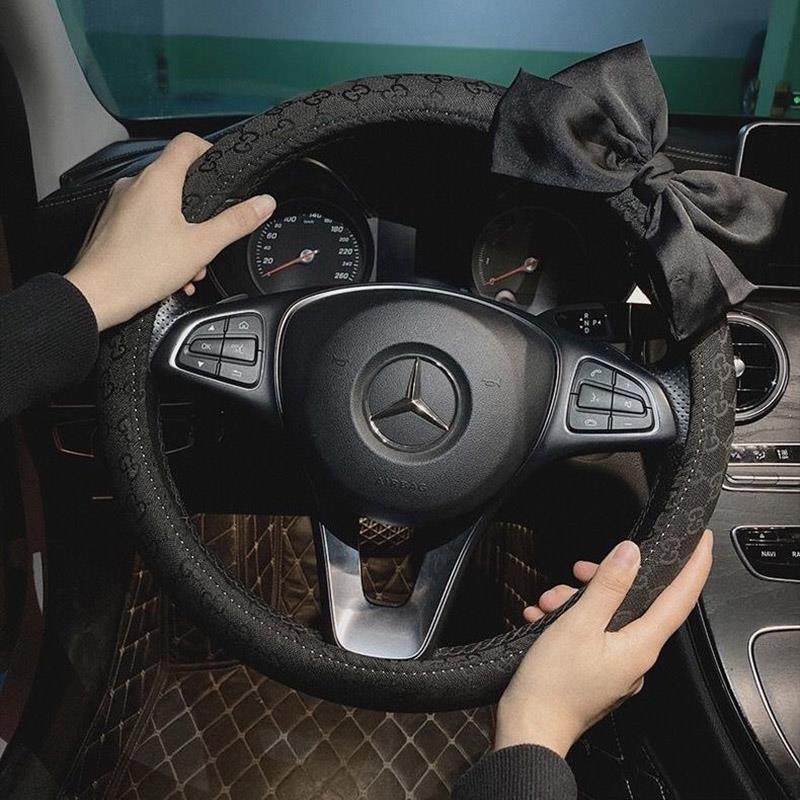 汽车方向盘套夏季天冰丝透气防滑高档女神款蝴蝶结四季通用车把套