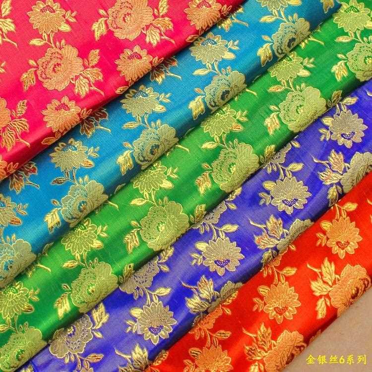 直销新款古装戏服面料锦缎布料金银丝色织提花喜庆场景布置布金银