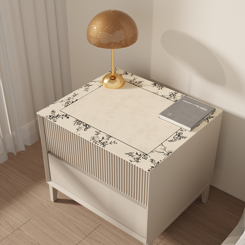 法式床头柜垫防水防油皮革桌垫高级感奶油风冰箱防尘盖布洗衣机垫