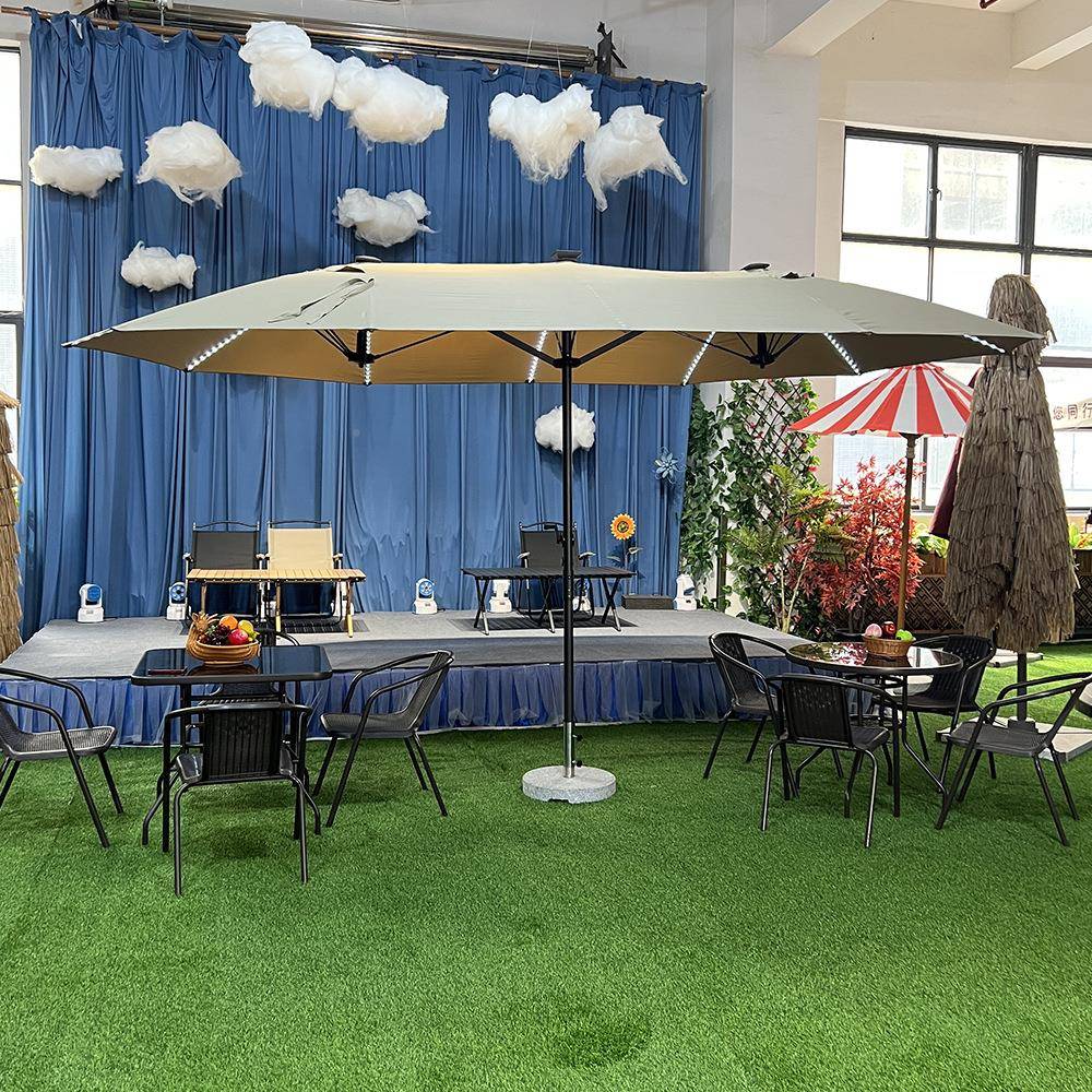 太室外摆摊阳伞别太墅PML民宿转庭院伞阳能LED旋灯户外遮阳伞三头