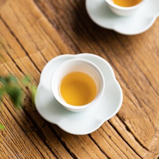 影青梅花杯垫茶杯托复古中式隔热茶垫功夫茶具配件陶瓷杯碟小茶托