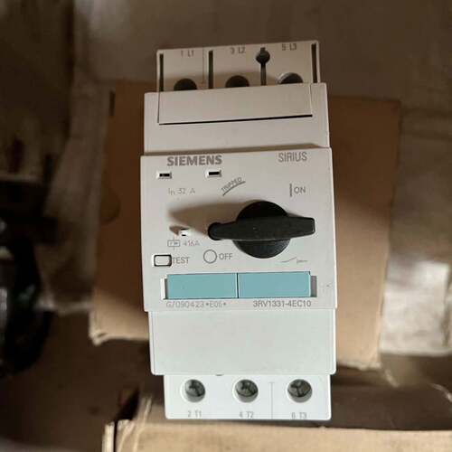 可维修西门子断路器 3RV1331-4EC10 32A ，8台，议价
