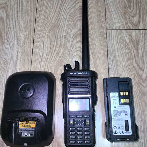 维修罗拉  APX2000  APX4000  UHF  双议价