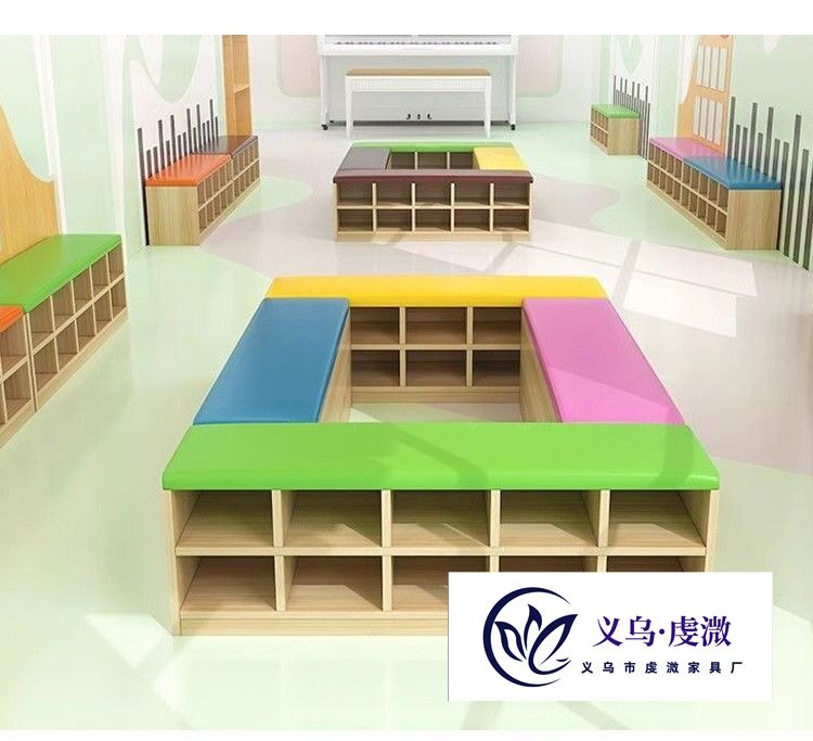幼儿园儿童软包换鞋凳