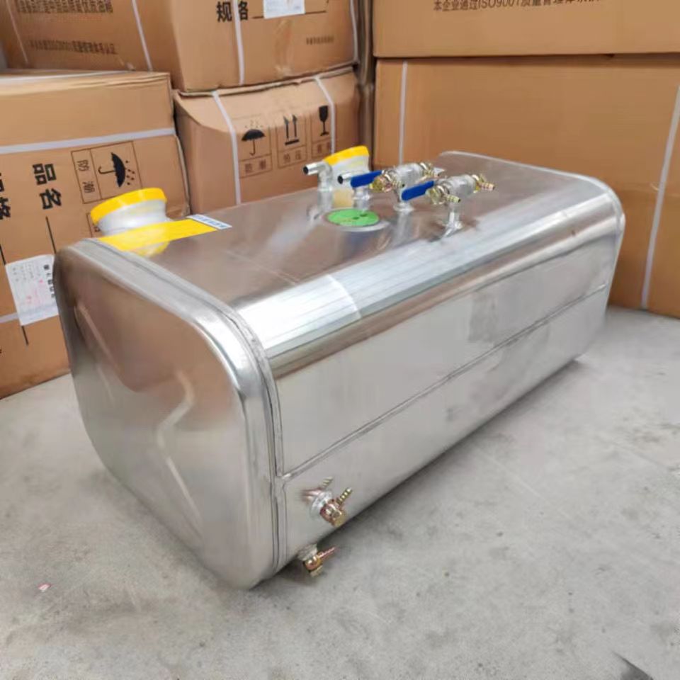 陕汽K3000铝合金油箱改装件