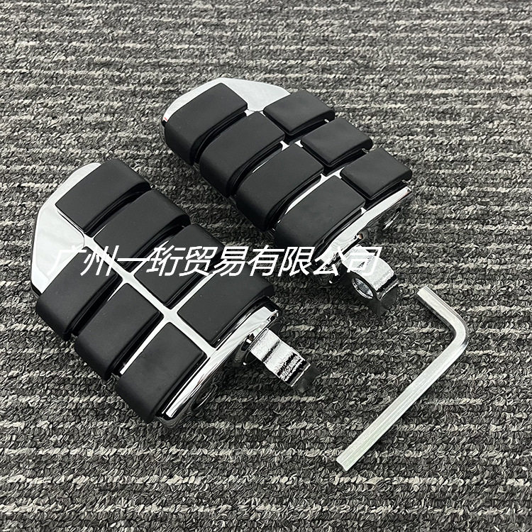 适用哈雷XL883 1200 X48 72戴娜软尾肥仔路王前后脚踏脚蹬脚踏板