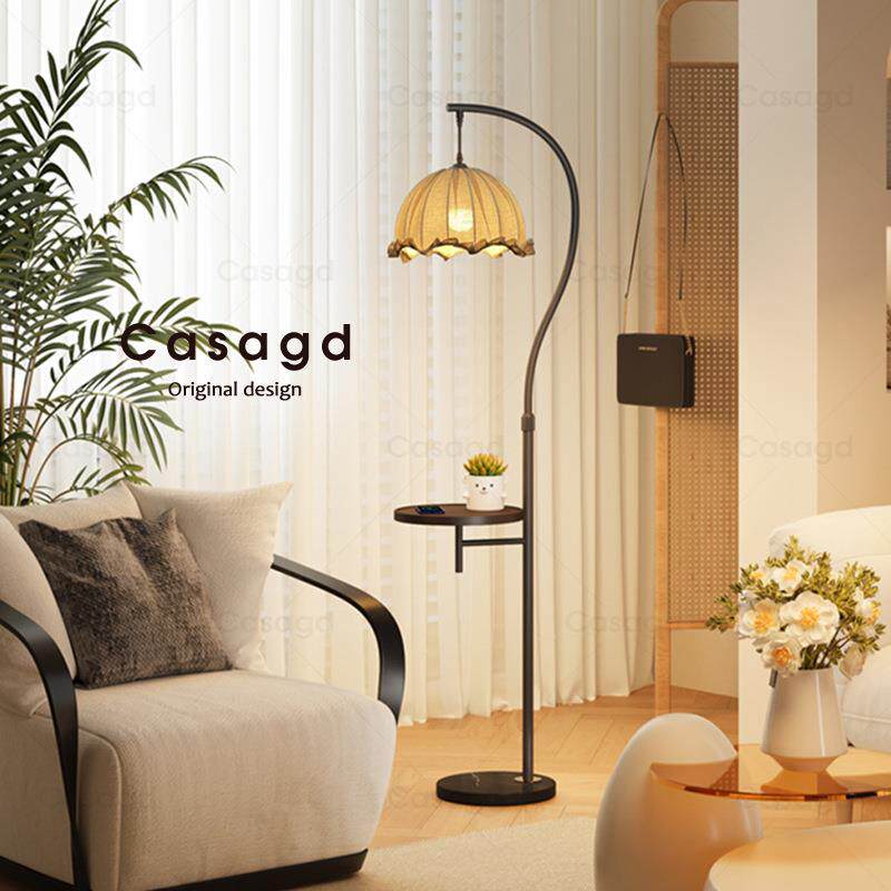CASA中古落地灯2026年新款法式复古客厅沙发旁置物架一体卧室台灯