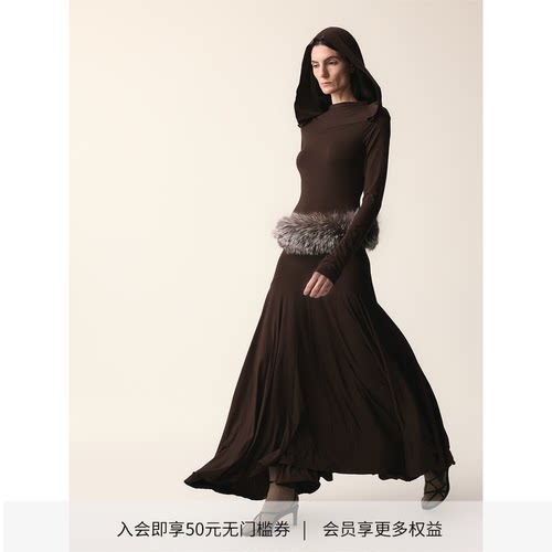 修女堆叠不规则褶皱连衣裙