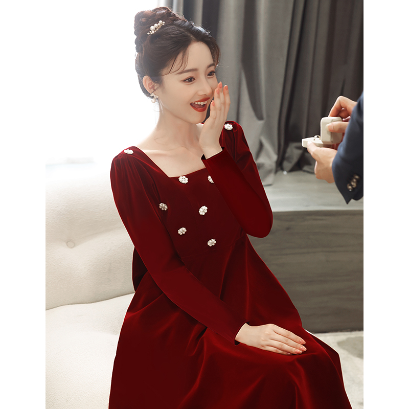 速发在逃公遮敬酒服新娘孕妇红色订婚礼服大码肚主子当天回门便装