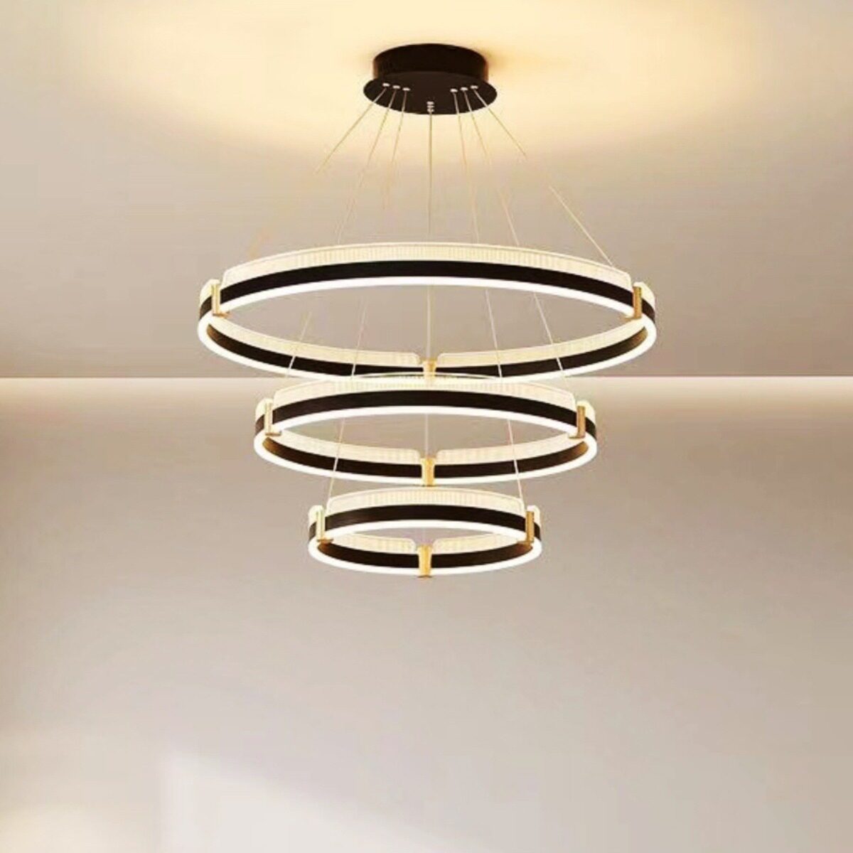 客厅灯餐厅卧室现代简约经典圈圈灯设计感铝材轻奢可调节品质吊灯