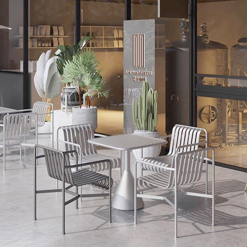 网红现代户外金属桌椅时尚简约庭院阳台室外桌椅新款休闲铁艺桌椅