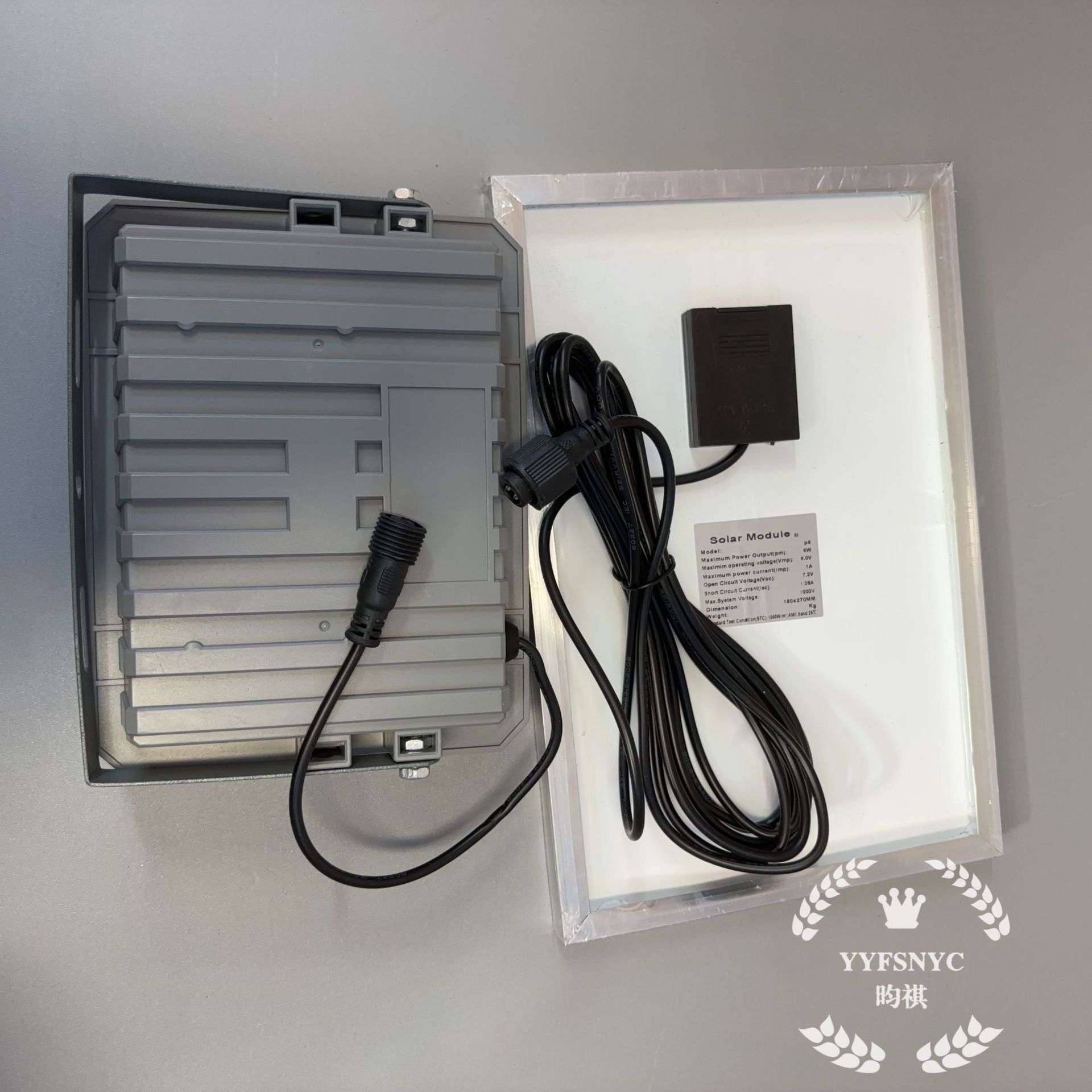 新款太阳能灯家用庭院灯户外LED防水电显大功率太阳能投光灯
