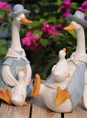速发可爱情侣件子动物摆鸭礼蜜结婚闺物送人树脂家居装饰花园台