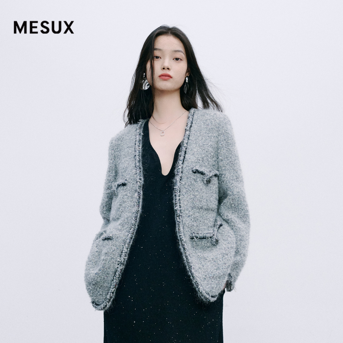 MESUX米岫新品女装优雅V领小香风珠片呢外套MMWUI412