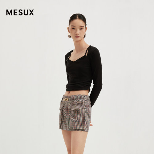 MESUX米岫秋季女装设计感芭蕾风纯色V领长袖T恤MMFUB402