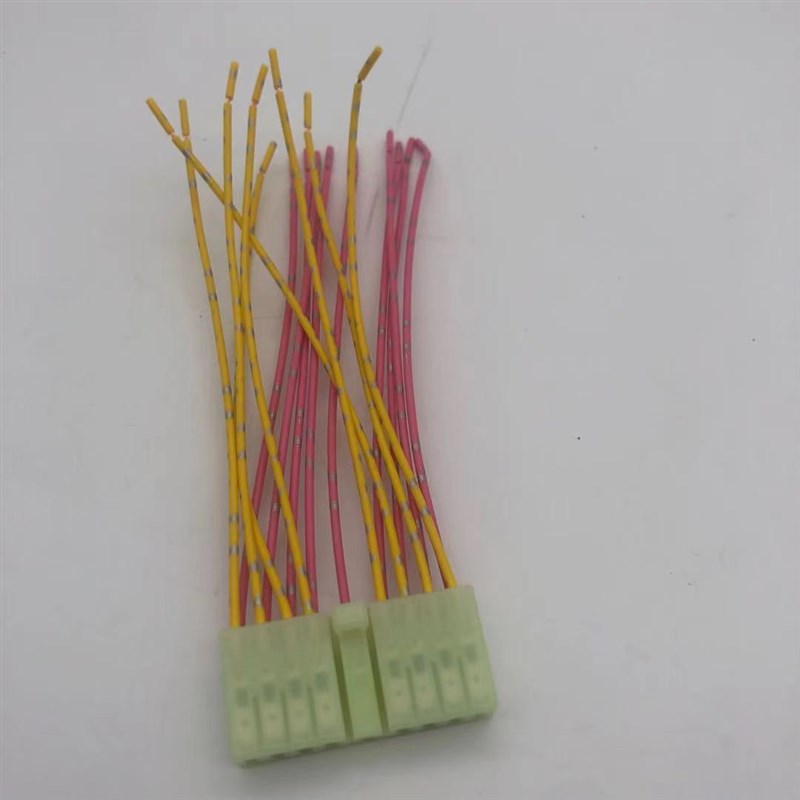 挖机配件 斗山大宇DH150 215 220 225-7油门控制器电脑版小板插头