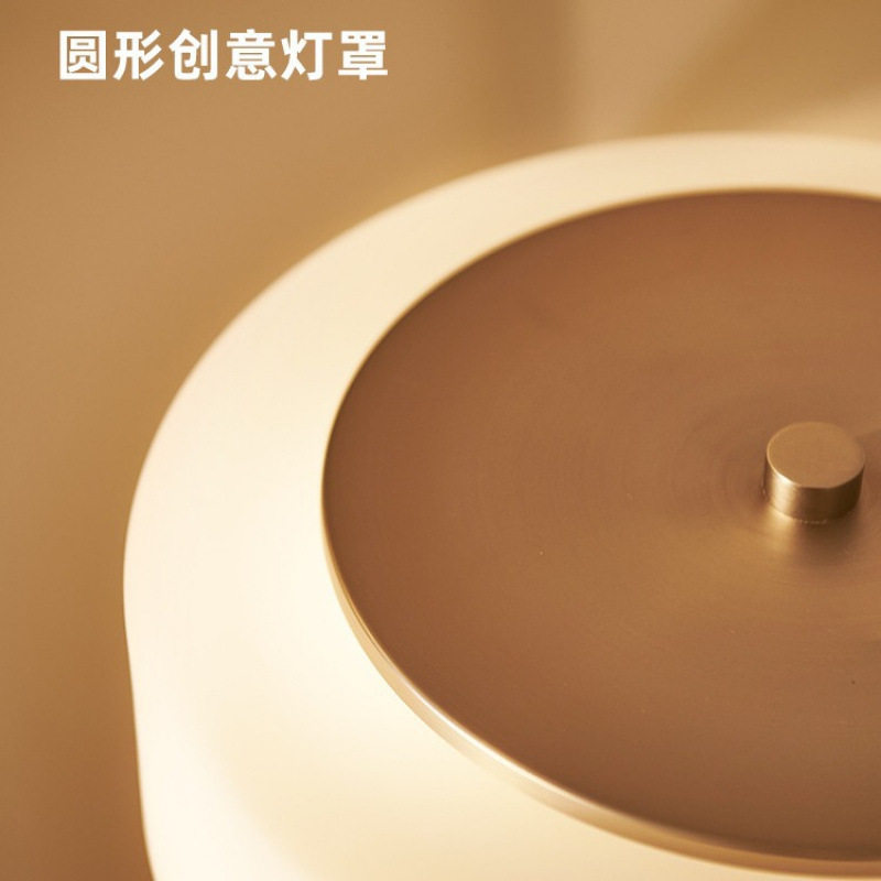 新款台灯高级感复古轻奢意式现代简约拉线开关玻璃卧室床头灯