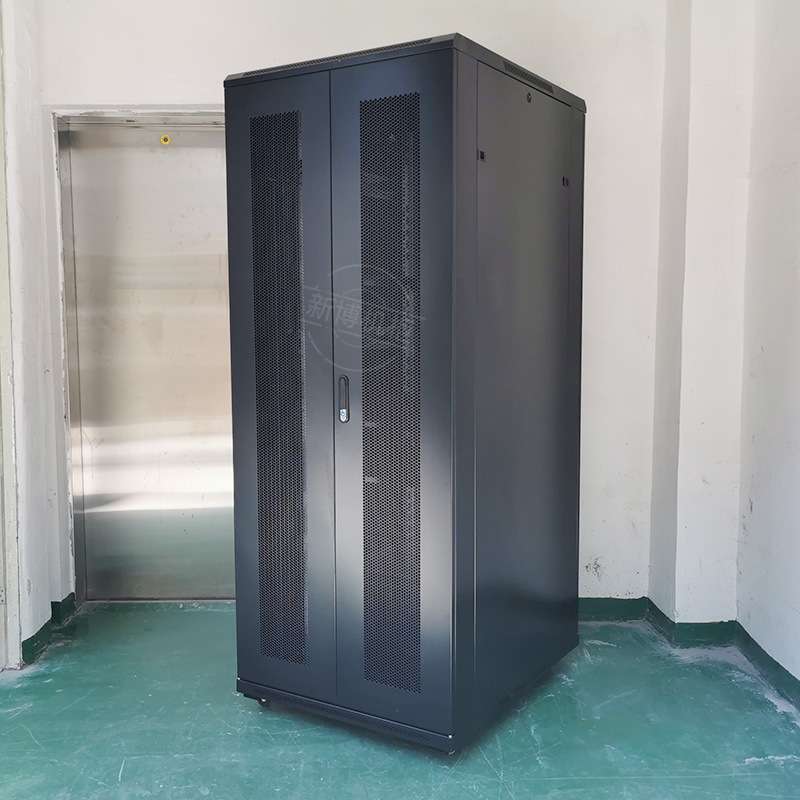 机房建设数据中心工程标准网络机柜800*800*2米监控服务器机柜42u