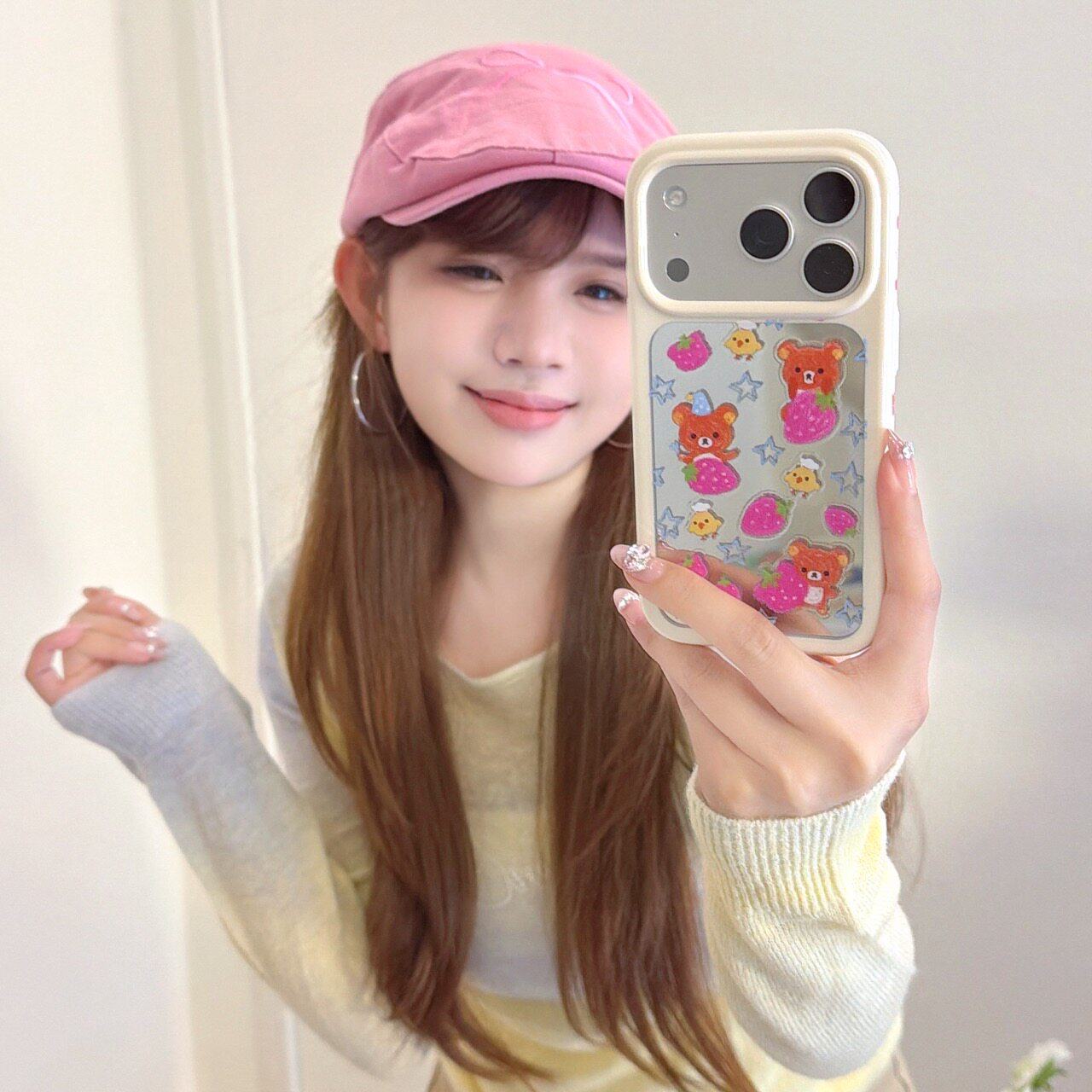 吉能虎新款涂鸦星星草莓轻松熊适用于苹果17promax镜面手机外壳iPhone16pro全包边防摔15/14/13保护套