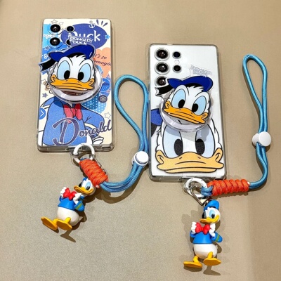 吉能虎新款唐老鸭适用于三星S25Ultra带手链支架磁吸手机壳S26/S24/S23FE/A56/36/26全包防摔卡通ins风保护套