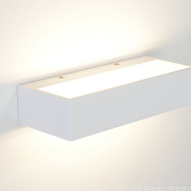 现代简约铝材灯led床头客厅卧室过道楼梯创意墙壁灯
