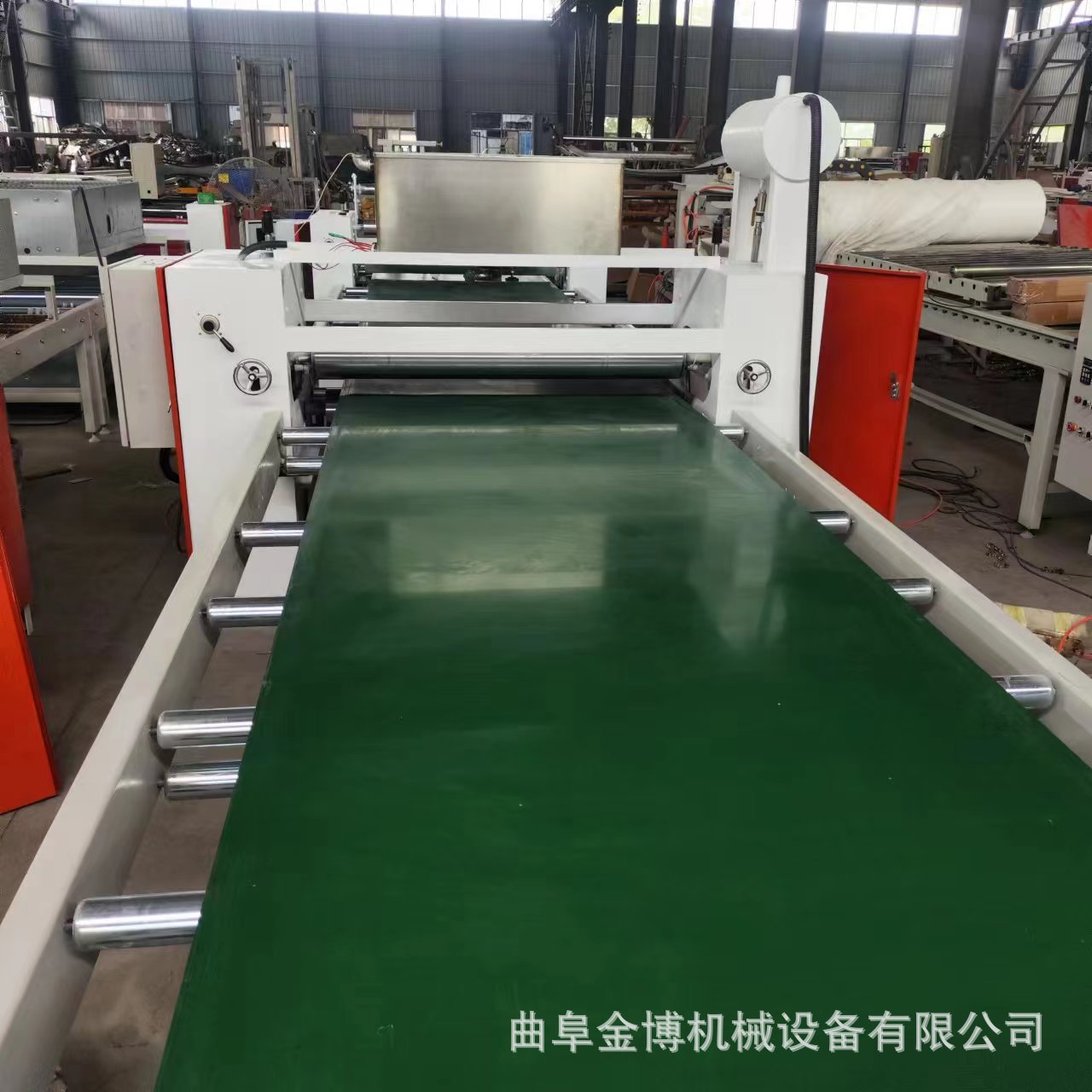 水性不干胶离型纸背胶机Xpe发泡隔音减震垫涂胶机eva泡棉复合机