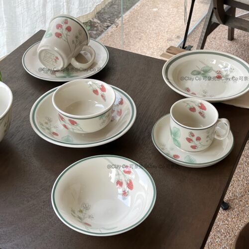 精致复古红树莓陶瓷餐具家用碗盘