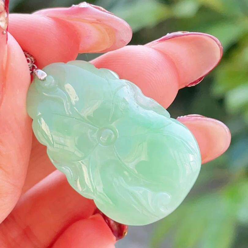 缅甸翡翠荷叶镶金玉吊坠天然玉石A货18K金镶嵌冰种果绿高档0528