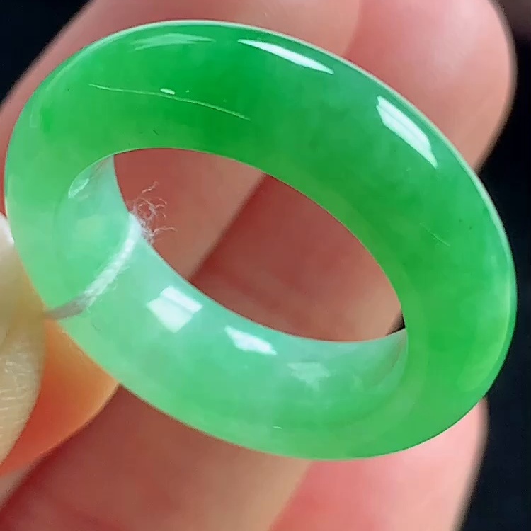 缅甸翡翠戒指玉戒指天然玉石A货