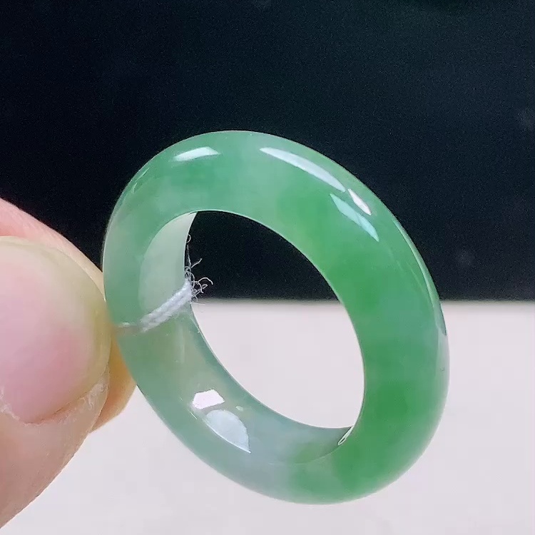 缅甸翡翠戒指玉戒指天然玉石A货
