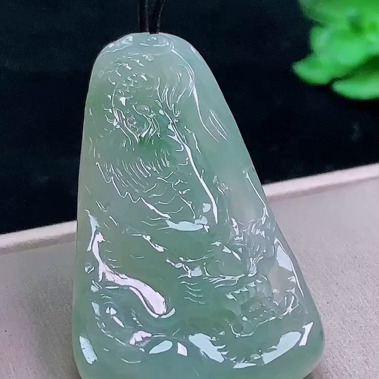 缅甸翡翠龙牌玉吊坠天然玉石A货冰种飘花老坑新款证书礼物0107