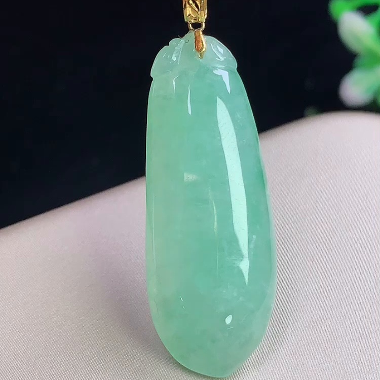 缅甸翡翠福瓜镶金玉吊坠天然玉石A货18K金镶嵌冰种高档收藏1203