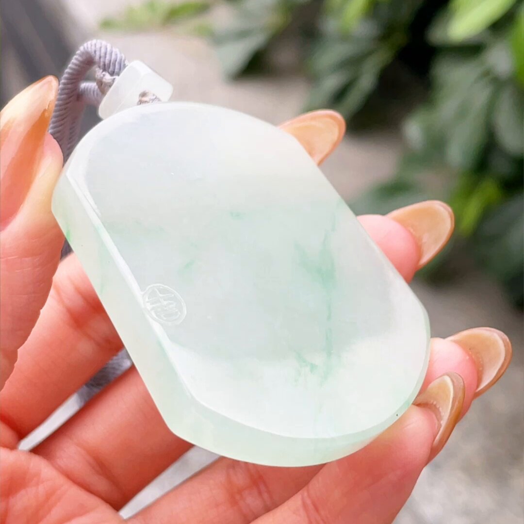 缅甸翡翠无事牌玉吊坠天然玉石A货冰种飘花高档新款礼物正品0530