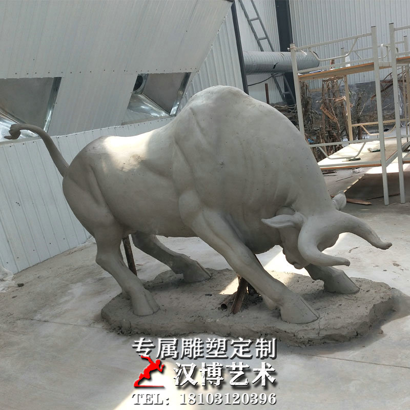 牛雕塑泥塑模型动物雕塑玻璃钢雕塑制作铸铜材质垦荒牛城市雕塑