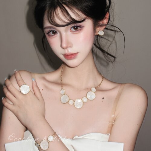 法式复古白色圆形项链套装女配饰