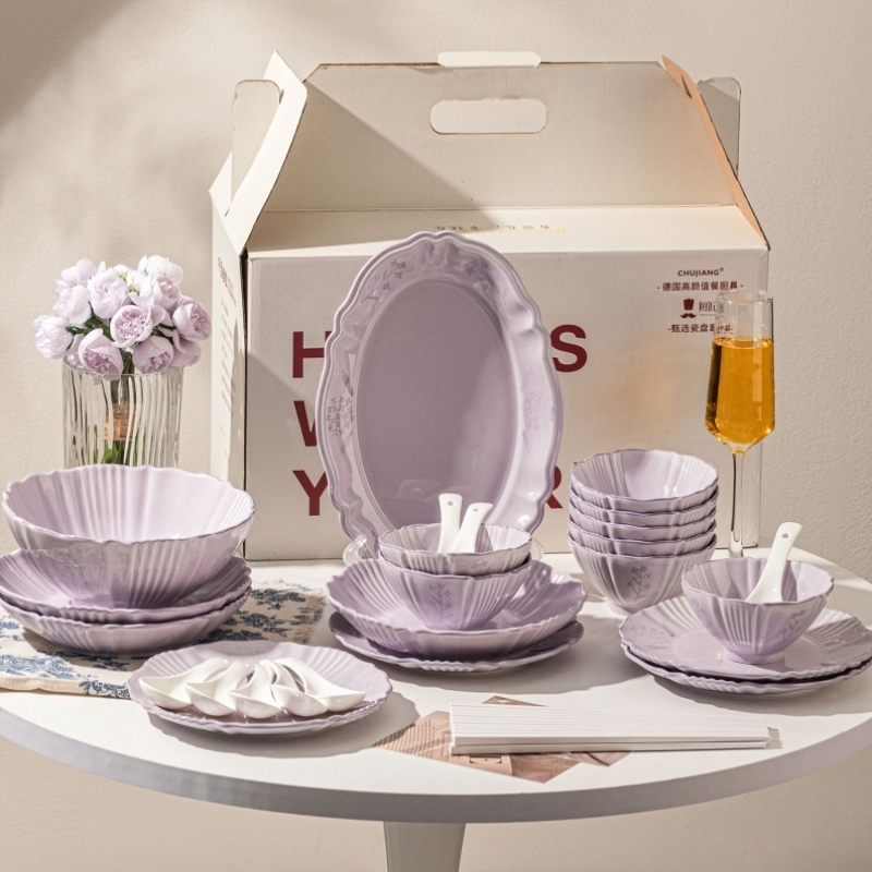 2025新款高颜值餐具套装碗碟套装家用简约釉下彩陶瓷碗盘乔迁碗筷