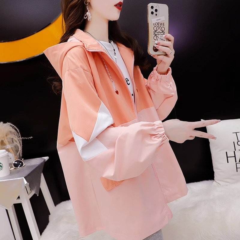 孕妇外套春秋外穿套装2024新款连帽工装开衫风衣秋季薄款长袖大衣