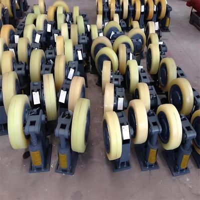 LS30双轮滚轮罐耳 矿用聚氨酯胶轮 森鹏矿用缓冲式滚轮罐耳厂家