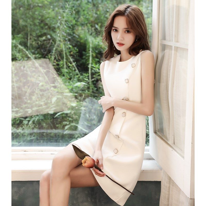 2024年新款法式A字晚礼服白色结婚领证连衣裙生日party平时可穿