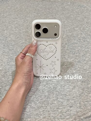 U2 白底闪钻英文爱心星星适用苹果17promax手机壳iphone16pro保护套