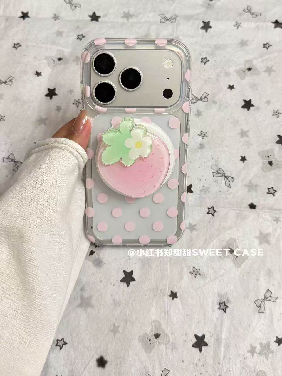 U2 亮面圆边*古早萌系粉色透明波点草莓磁吸手机壳适用17promax新款小众双层iPhone16小清新15防摔保护套